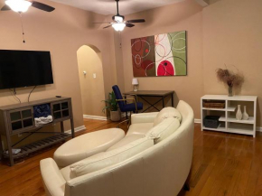 Converted Victorian 3bd with backyard